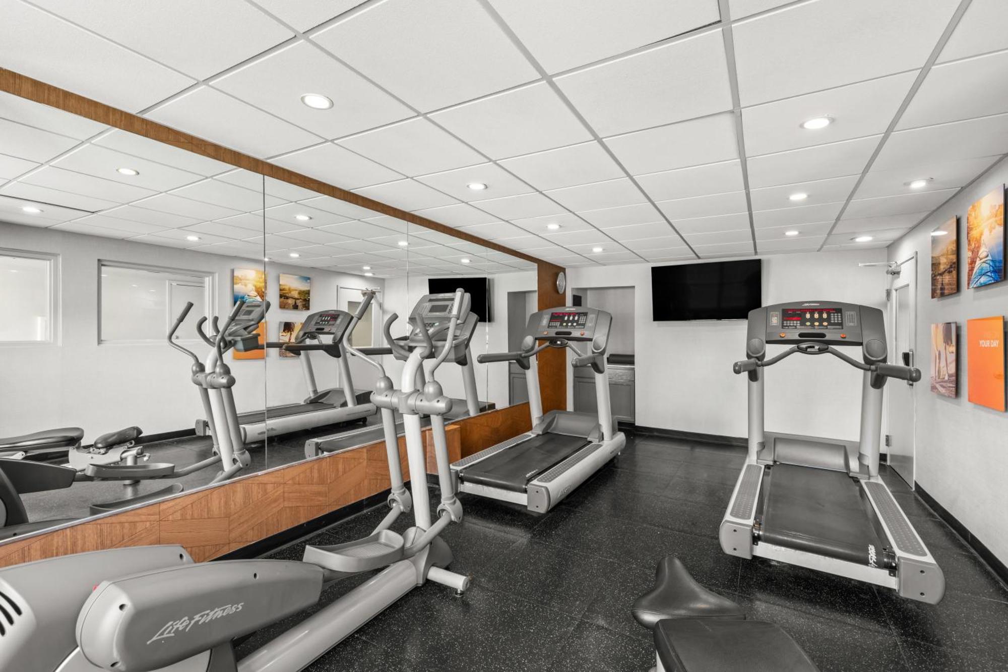 Comfort Inn & Suites Rome South Ngoại thất bức ảnh