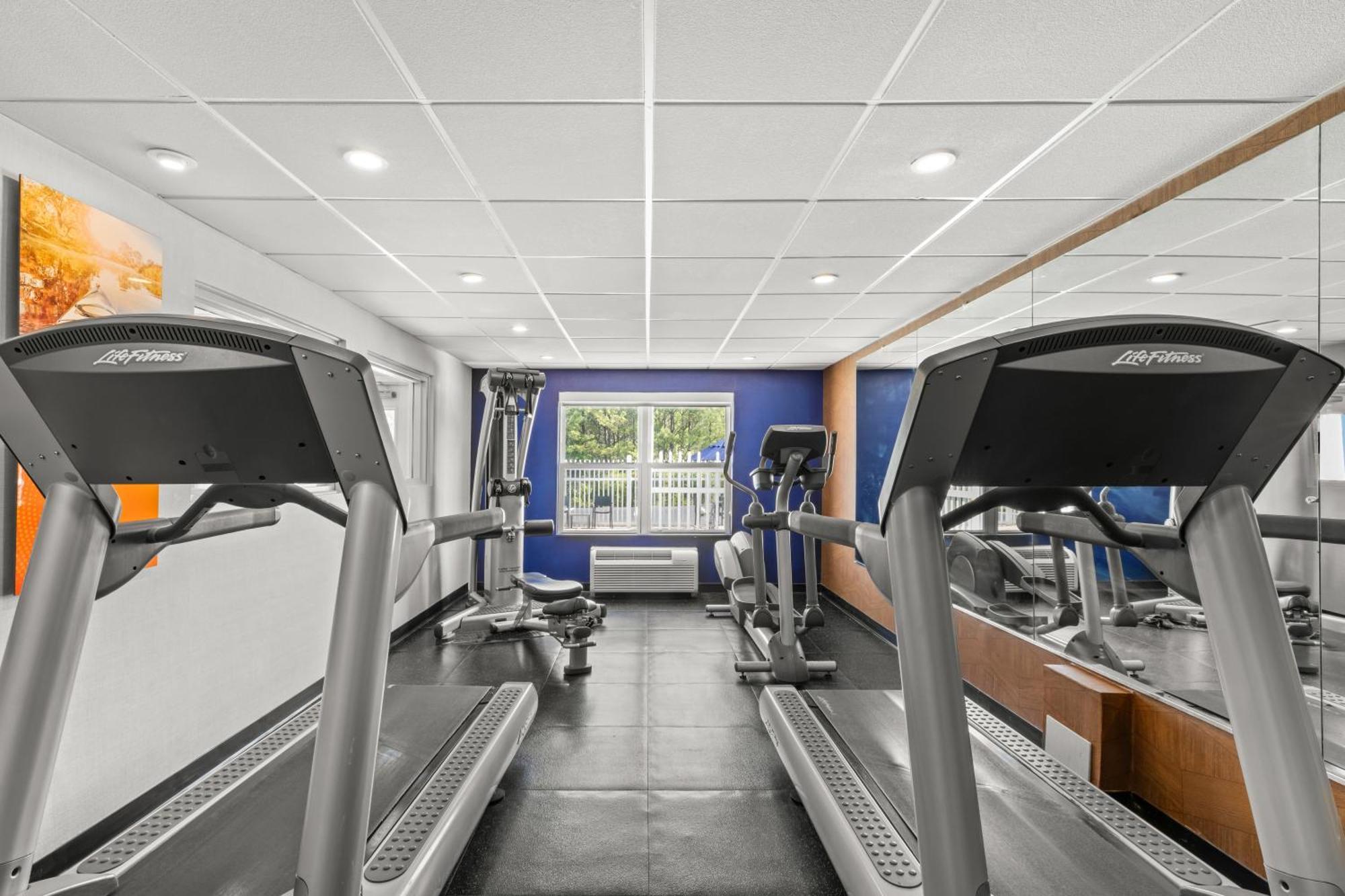 Comfort Inn & Suites Rome South Ngoại thất bức ảnh